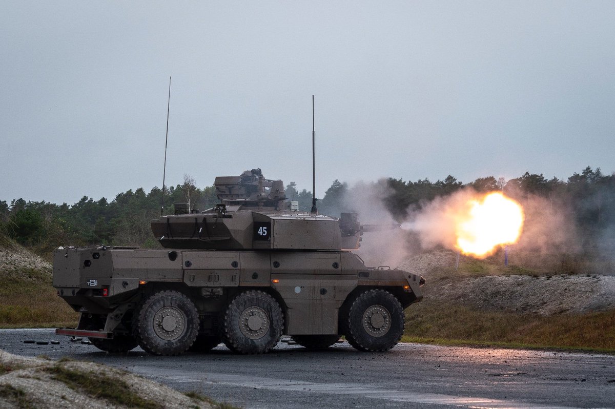 L’@armeedeterre #DeCombat se dote de 36 nouveaux Jaguar d'ici juin 📆 Blindés de pointe combinant mobilité, puissance de feu, technologies modernes et autoprotection pour éclairer et frapper juste sur les champs de bataille de demain.