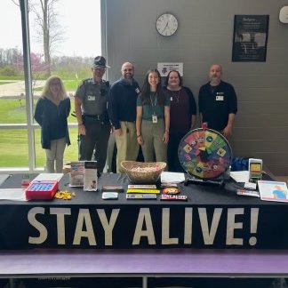 Yesterday, Trooper Danesi from the @OSHP Chardon Post participated in a #DriveToLive event along with our safety service partners for students at Berkshire High School. He spoke with students about #SafeDriving habits and making responsible decisions behind the wheel.