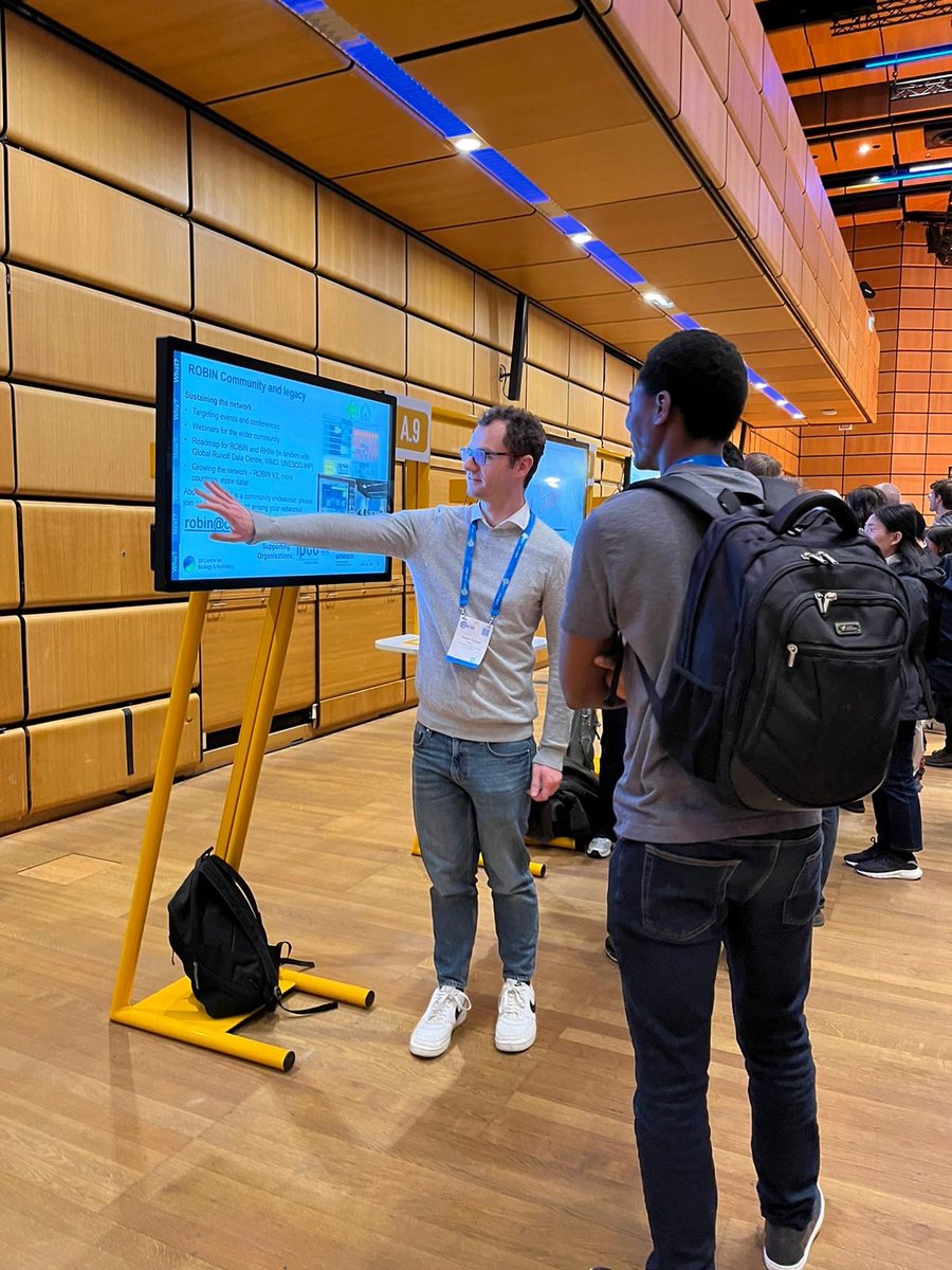 Last session for me at #EGU24 talking about #ROBINHydro - great discussions once again about this global dataset of near-natural catchments. Thanks and if you want to get involved see our project page: ceh.ac.uk/our-science/pr…