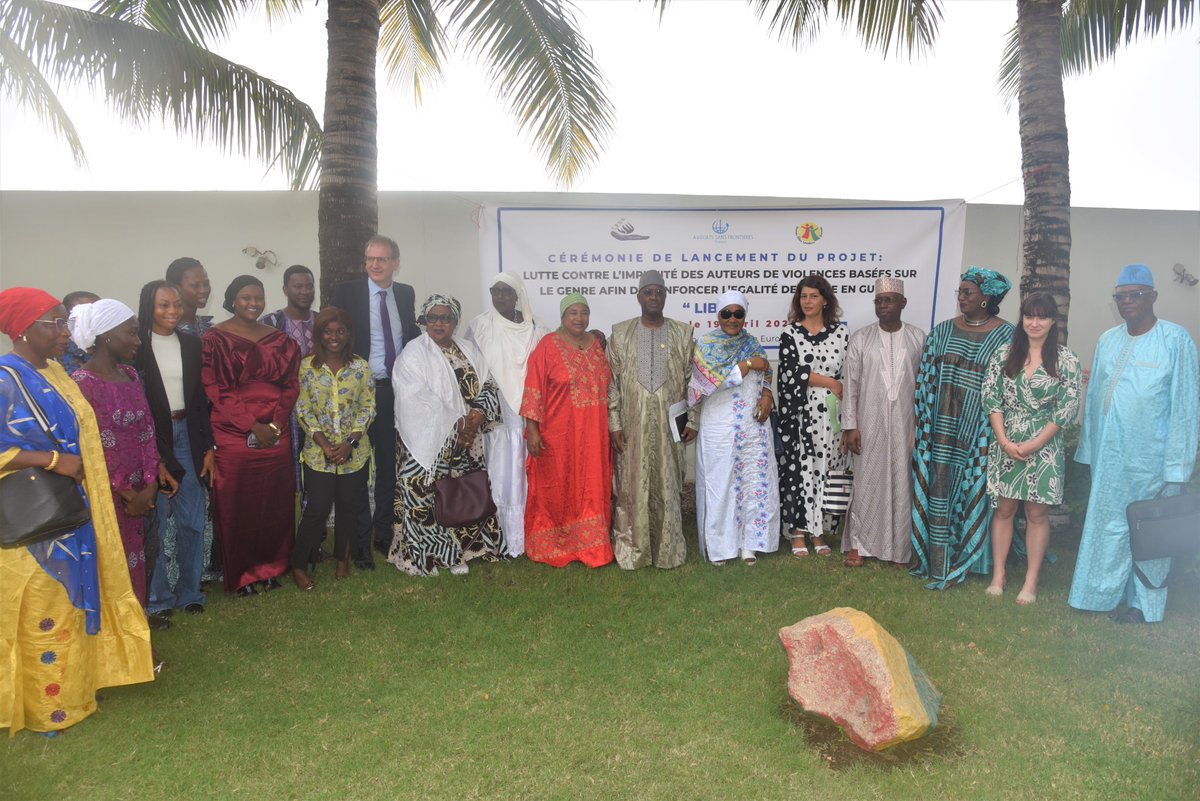 Le projet de « Lutte contre l’impunité des auteurs de violences basées sur le genre afin de renforcer l’égalité de genre en Guinée » (LIBRE), financé par l’UE🇪🇺, a été lancé à Conakry ce matin. L’UE🇪🇺 œuvre en faveur de la lutte contre les violences basées sur le genre.