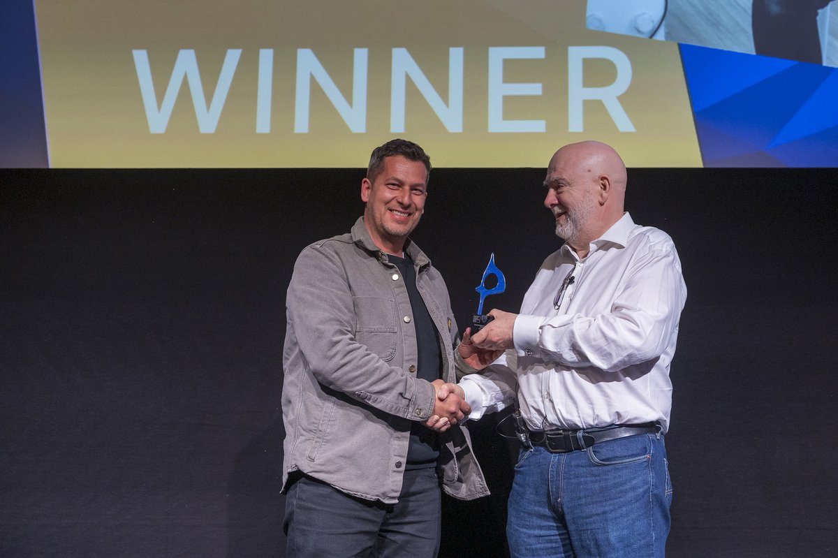 Congrats to our CEO, @drewb, who picked up the Agency Innovator of the Year Award at the EMEA INSabres ceremony this week. 🏆 🍾