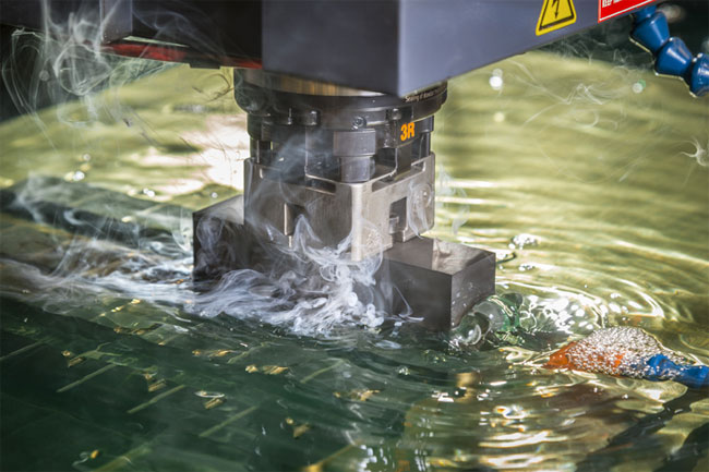 Manufacturers use a wide range of different molding techniques to create different components and products. Learn more about "How to Build a Mold for Your Custom Plastic Products" by reading our new blog post!

Click here to read the blog: hubs.ly/Q02sk4WZ0