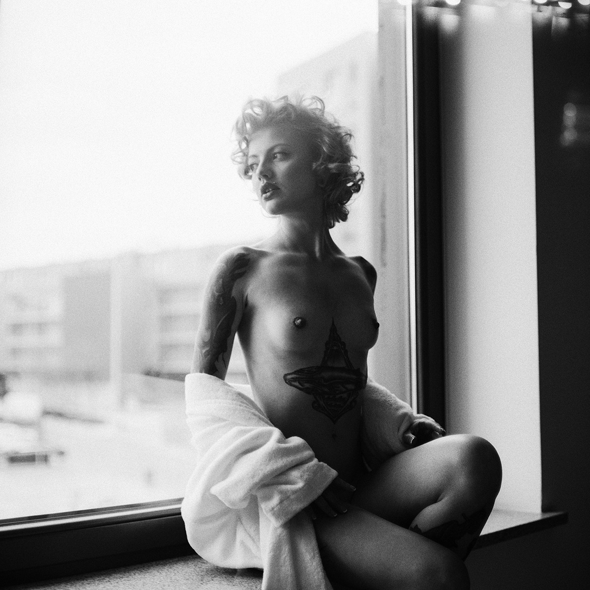 IG: @ ninoveron 
Model: Sofia Korniichuk

#akt #memories #ninoveron #hasselblad #sensual #nude #nudeart #fineart #analog #6x6 #women #bw