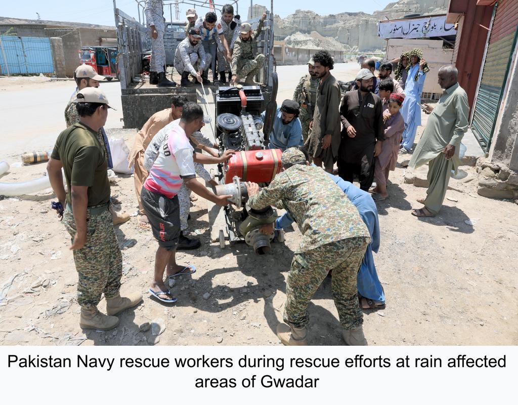 #Abhiya #Abhiya #Gawadar #PakNavy #Balochistan #Gawadar #Perletti
Pakistan Navy teams assisted large number of people confined at their homes due to heavy rain.