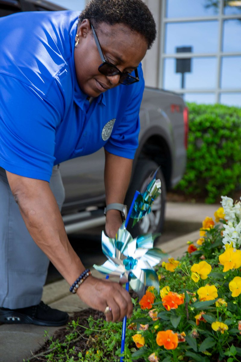 GeorgiaDJJ's tweet photo. April marks #ChildAbusePreventionMonth. DJJ team members placed pinwheels outside of Central Office to symbolize our commitment to advocating for children and families. #ChildAbusePreventionMonth https://t.co/ojCivvbsC8