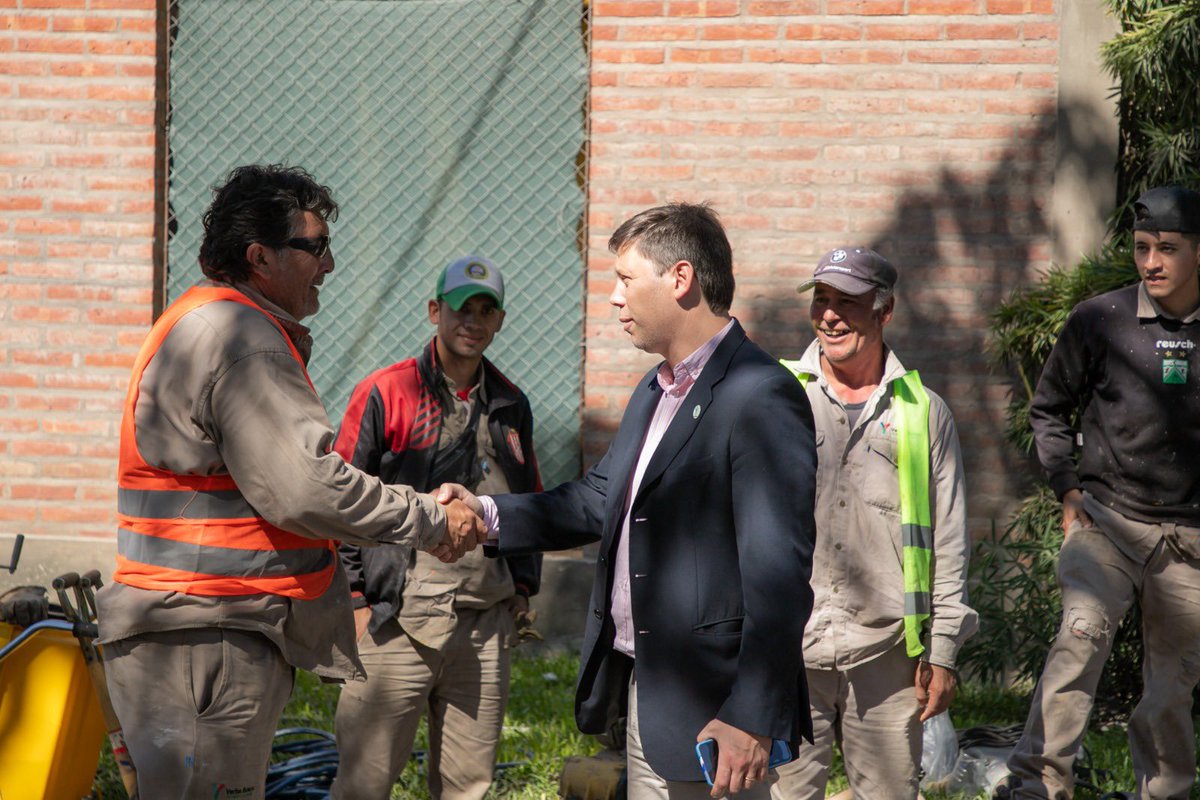 BACHEO EN LA CIUDAD 👷🏼🔨

Aprovechando esta semana sin #lluvias, avanzamos con el #plan de #bacheo en distintos puntos de la #ciudad 👇🏼

📍Calle Mendoza
📍Calle Magallanes
📍Calle Constancio Vigil
📍Calle Reconquista