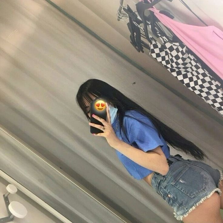 Tus labios se ven solitarios. ¿Quieres que los míos los acompañen