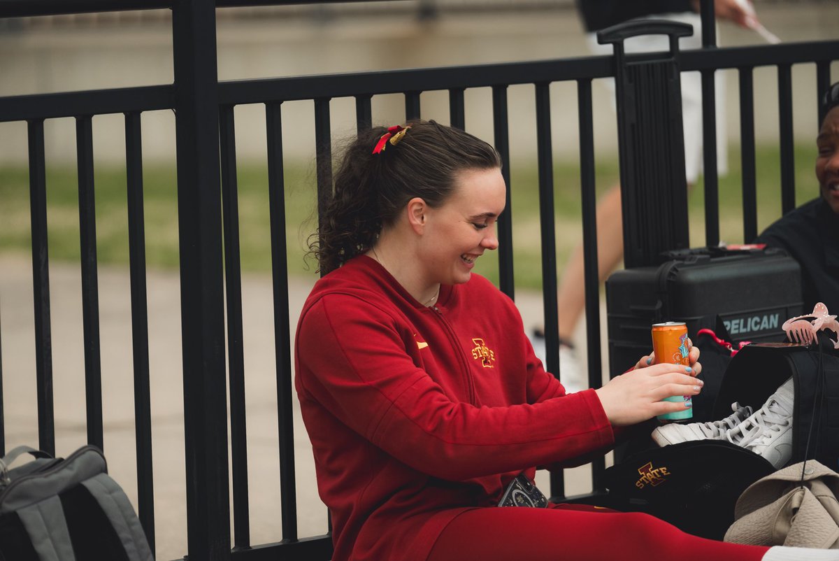 Discus sweep secured. 

Iowa State begins the day taking both victories as Betty Rosvold hits 165-0 (50.30m) and Kevin Sakson 182-1 (55.51m)!

#CycloneSZN