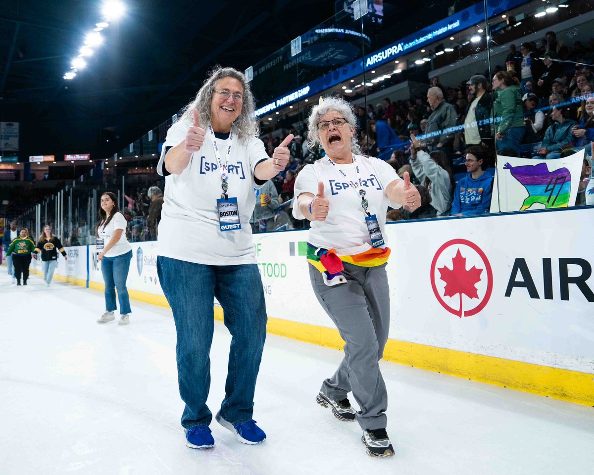 Scenes from pride night 🌈📸