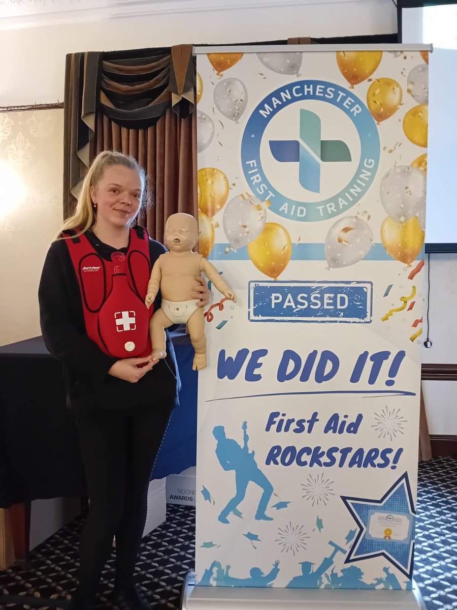 One of our brilliant TAs Gillian has refreshed her first aid skills today and passed her assessment with flying colours 🎉 #firstaidrockstar