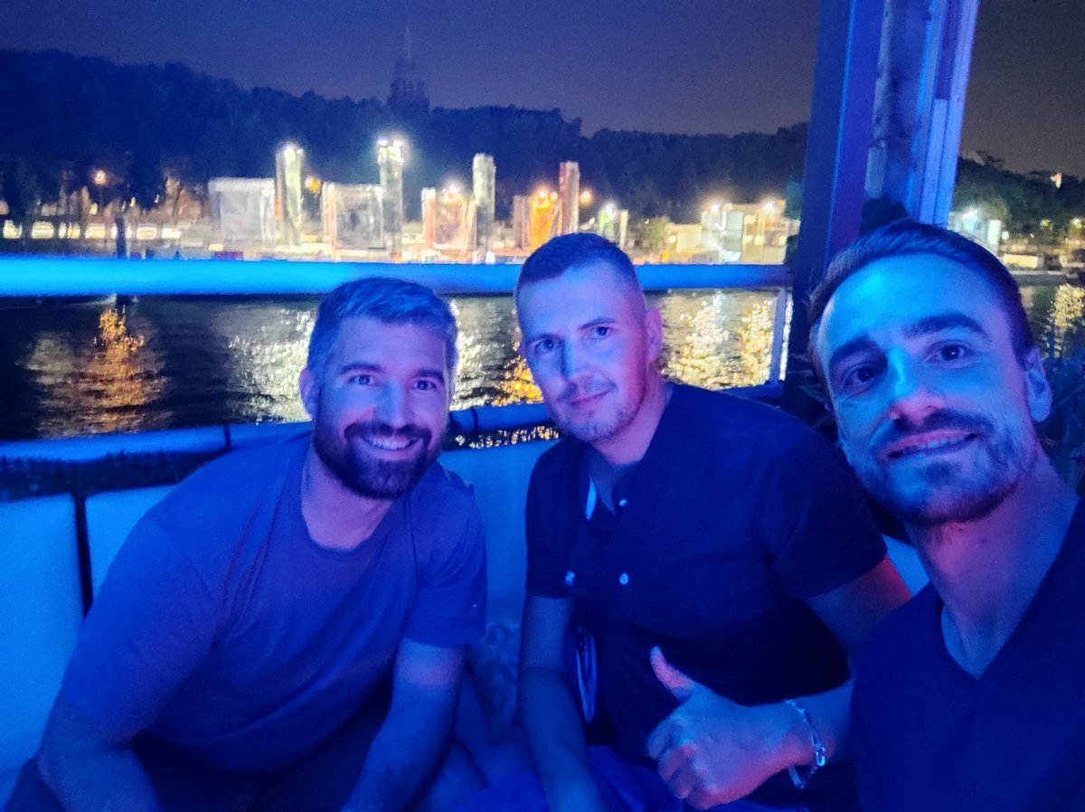 Que de chemin parcouru depuis nos débuts il y a près de deux ans et nos premiers évents... 🚢🗼

Le projet a bien muri et on est prêt à tout casser en 2024 !

<a href="/TheMafiafoot/">MFF Francophone</a> ❌ 𝗠𝗙𝗙 𝗚𝗔𝗠𝗘 ⚽️💥