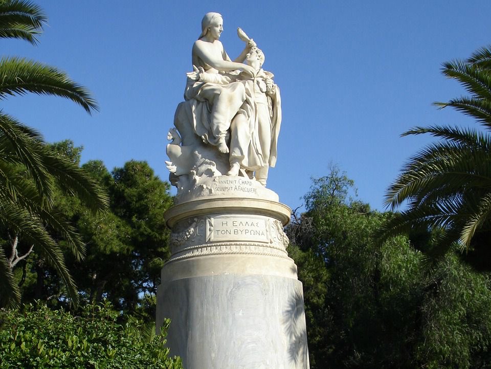 @adampayne26 @byron_society Beautiful statue in the Athenian National Gardens