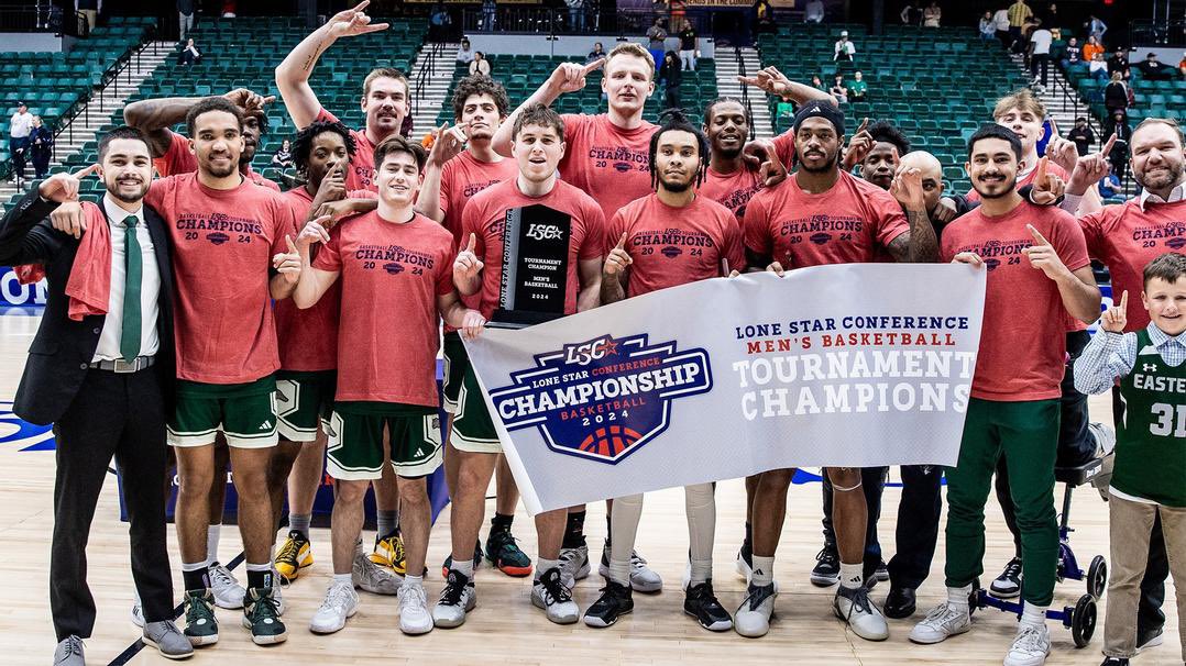 coop_jackson2's tweet image. After a great conversation with @CoaVo11 I am blessed to receive an offer from @enmubasketball
@ThADowning @CoachCoombs34