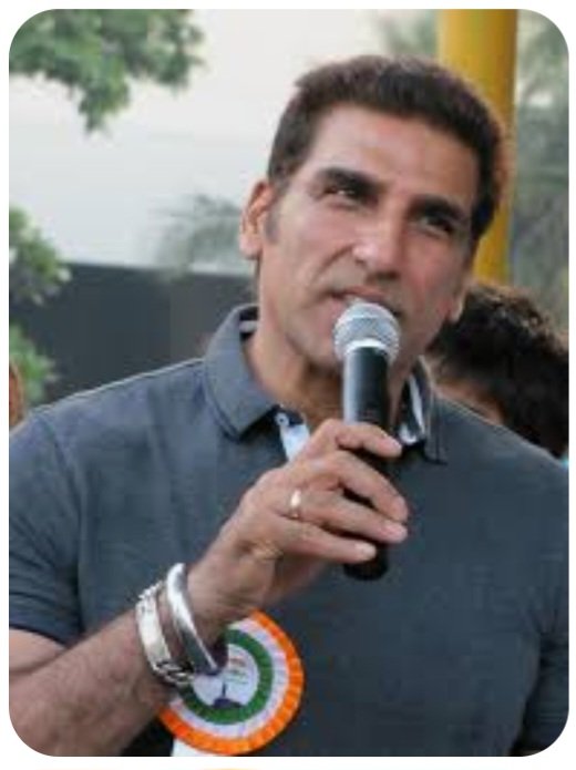 Today Mukesh Rishi Is Celebrating His Birthday. 

Mukesh Rishi is an Indian actor and film producer who works primarily in Hindi and Telugu films. He has also appeared in Malayalam, Kannada, Punjabi, Marathi and Tamil films. 

#MukeshRishi
#bollywoodactor 
#sajaikumar