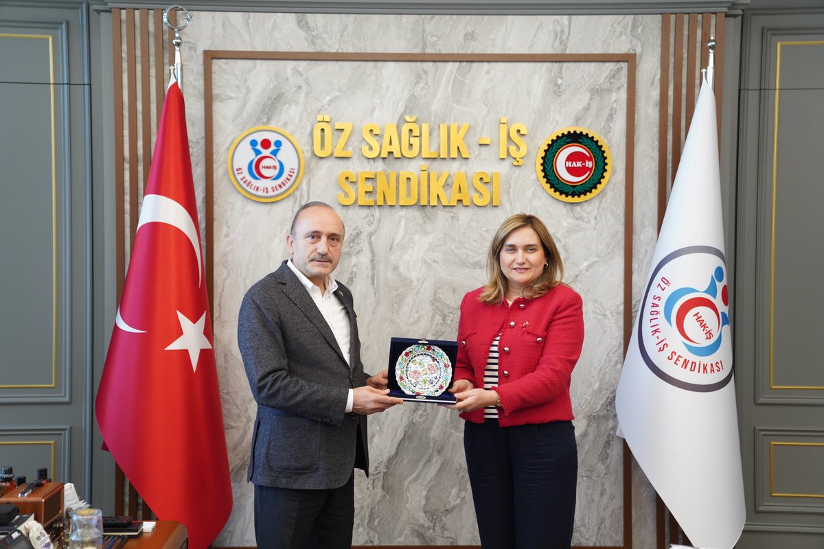 Sendikamıza gelerek ziyarette bulunan Ankara Üniversitesi Yaşlılık Çalışmaları Uygulama ve Araştırma Merkezi Müdürü Sayın Prof.Dr. Emine Özmete’ye nazik ziyareti için teşekkür ediyorum.
