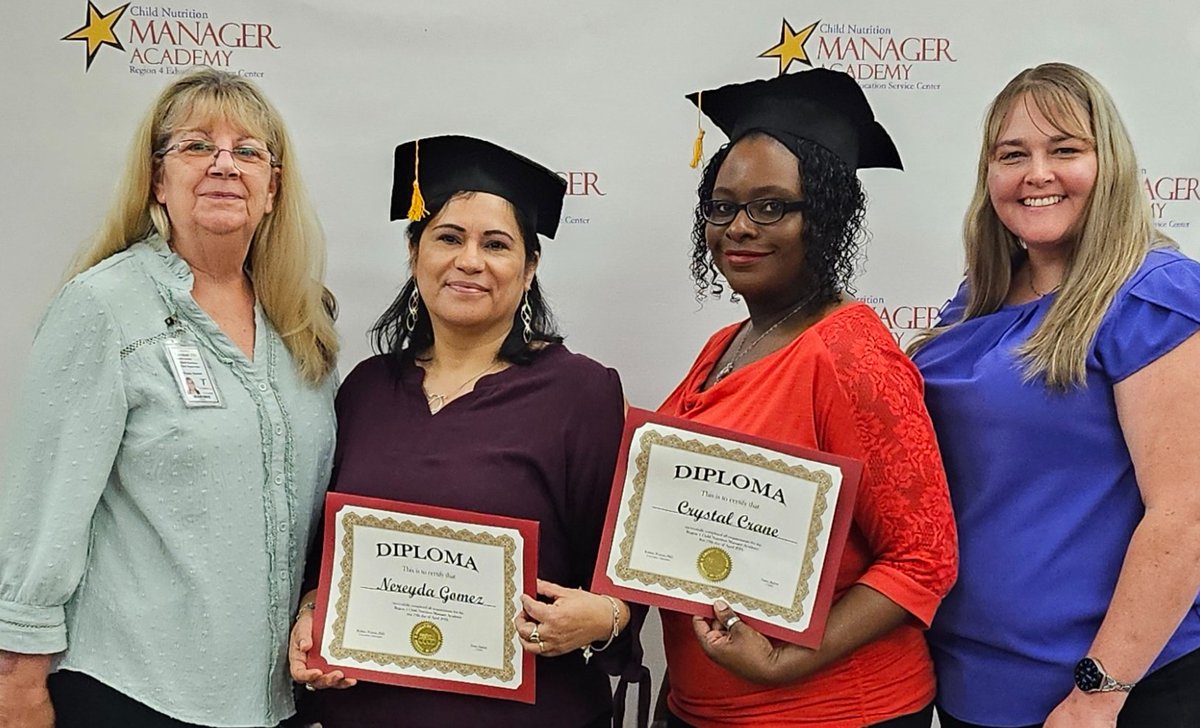 Congratulations to Cafeteria Managers Crystal Crane @TISDTJHS and Nereyda Gomez @TISDCPES on their completion of @Region4ESC Managers Academy! Happy Graduation Day!🎓🎓