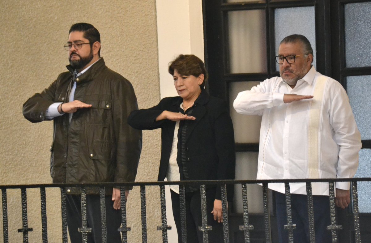 delfinagomeza's tweet photo. Encabecé la Mesa de Coordinación para la Construcción de la Paz de este viernes. En esta reunión, se vio que de acuerdo con la Encuesta Nacional de Seguridad Pública Urbana, se mejoró la percepción de seguridad en el #EstadoDeMéxico y aumentó la confianza en la @SS_Edomex.
A quienes integran la mesa, he solicitado seguir trabajando en esa ruta por un #EdoMex más seguro.