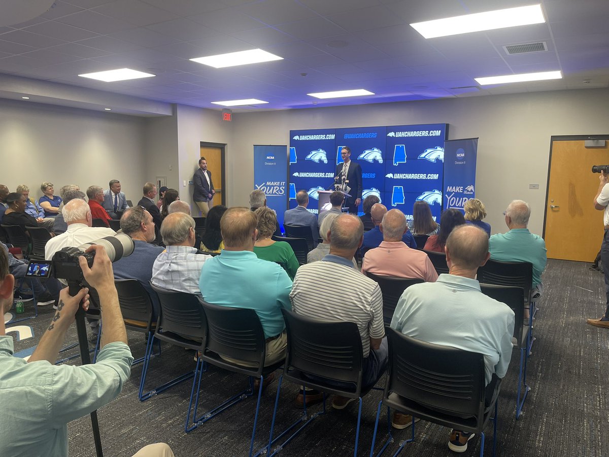A great day yesterday for the <a href="/UAHChargers/">UAH Chargers</a> Men’s and Women’s Basketball Teams! Congrats on the Big Time hires! <a href="/MickHedgepeth/">Mick Hedgepeth</a> the new Head Coach for <a href="/UAH_MBB/">UAH Men's Basketball</a> and <a href="/SharpeAllen/">Allen Sharpe</a> the new Head Coach for <a href="/UAH_WBB/">UAH Women's Basketball</a>! Thank you for allowing us  to be apart of this special day!