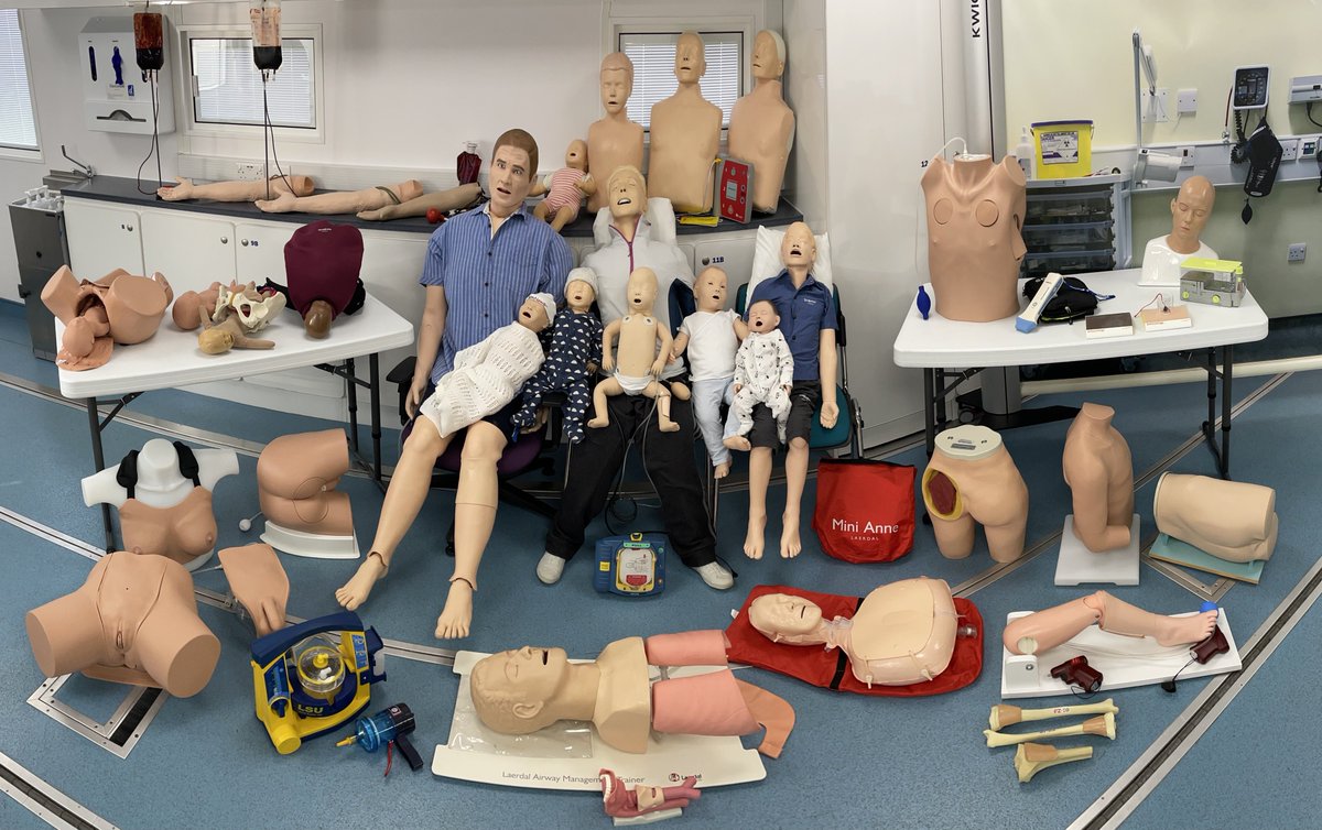 CSMEN1's tweet photo. Busy 2 weeks preparing the @NHS_Education Mobile Skills Unit and all equipment for its spring tour from @NHSForthValley to Dunoon, the Isle of Mull on to the Western Isles. 

A huge thank you to @612Sqn RAF Medical Reserves at Leuchars for accommodating us for the last 2 weeks!🥳 https://t.co/Ia5J2ElWIg