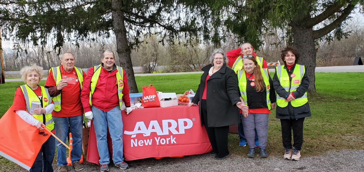 AARPNY's tweet photo. Say👋 to the team who is in Liverpool, NY today until 2pm. Join us to safely shred your personal documents. 

Can't join us today - we'll also be in Long Island, Harlem and Rochester this weekend! Visit our blog to find out more info: https://t.co/3ykbGqWwtv. #FightFraudShredIt https://t.co/ZOuQDp949w