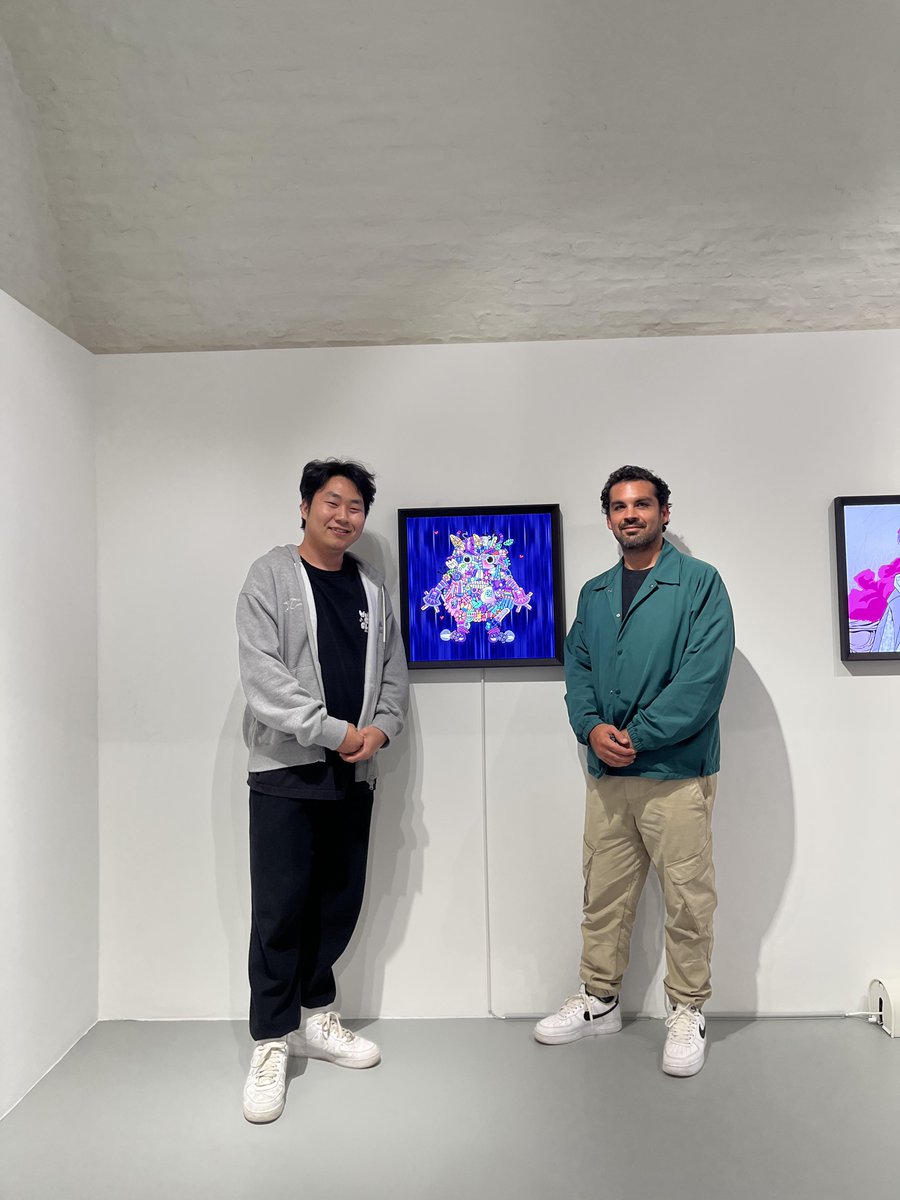 Was happy to meet <a href="/RuisLuiz_32/">𝕽𝖚𝖎𝖘 𝕷𝖚𝖎𝖟</a> in Seoul !!