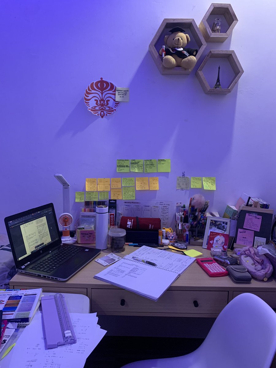 networkiee's tweet image. today’s working space 😵‍💫