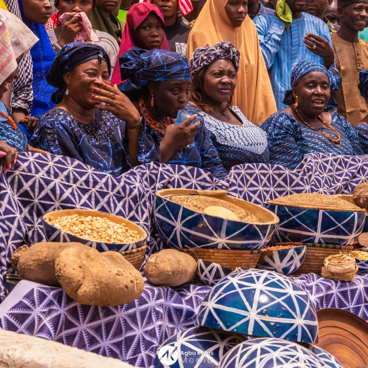 GovAgbuKefas's tweet photo. After a 14-year hiatus, the Nwonyo International Fishing and Cultural Festival was reactivated today, to the pleasure of Tarabans. The opening ceremony was well attended by people from all walks of life.

The event was chaired by our own Gen. TY Danjuma (Rtd.) and my brother, H.E. Umaru Fintiri - the Governor of Adamawa State, graced the occasion as the Special Guest of Honour. 

Our administration is committed to fostering justice, harmony and unity for the betterment of all. This festival is a testament to our natural beauty - which is now being showcased to the world. 

The Nwonyo International Fishing and Cultural Festival has pinned Taraba State on the Tourism calendar and map of Nigeria, and is indeed a destination to Tourists, worldwide. 

The festival's first day witnessed various captivating cultural presentations - drawing dignitaries from both near and far. Tomorrow will have canoe racing, calabash swimming and fishing, among other activities.

#MovingForward