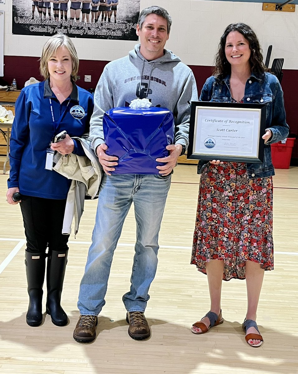 WataugaSchools's tweet image. CONGRATULATIONS TO MR. SCOTT CARTER, OUR 2024-25 PRINCIPAL OF THE YEAR!! 🎊👏🏻

Thank you for being an incredible school leader with a big heart! 
#WeAreWatauga #POY
@covecreekschool