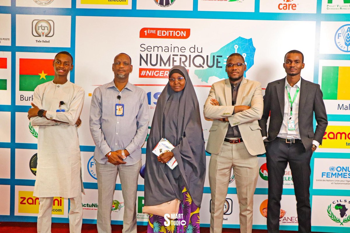 dev4smart's tweet photo. Rejoignez-nous pour explorer ensemble les frontières de l'innovation numérique !
Suivez notre aventure lors de la @SenumNe24 et restez à l'affût des dernières tendances en technologie
#Dev4Smart
#Senum https://t.co/IKEYL4FqVW