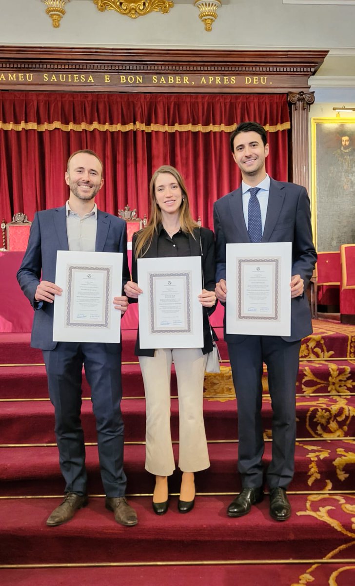 🏥 3 investigadores 'Joan Rodés' del Hospital Clínico @GVAclinic reciben Premio Extraordinario Doctorado @medicina_uv 🩺M. Pilar Ballester @mapibafe y David Martí @Dmarti_aguado (S° Digestivo) y Víctor Marcos @vic__marcos (S° Cardiología) 🔝Es un orgullo contar con vosotr@s