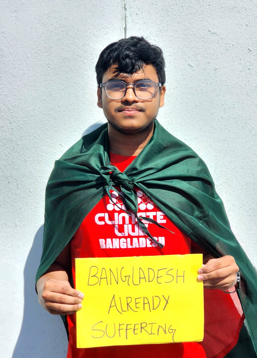 Bangladeshi climate activist @abrar_siham participated in today's global climate strike with @fffldn at @10DowningStreet. Demanding #ClimateJusticeNow 🌍🇧🇩✊ #ClimateStrike #BangladeshAlreadySuffering #SaveFutureBangladesh #FridaysForFuture #EndFossilFuels