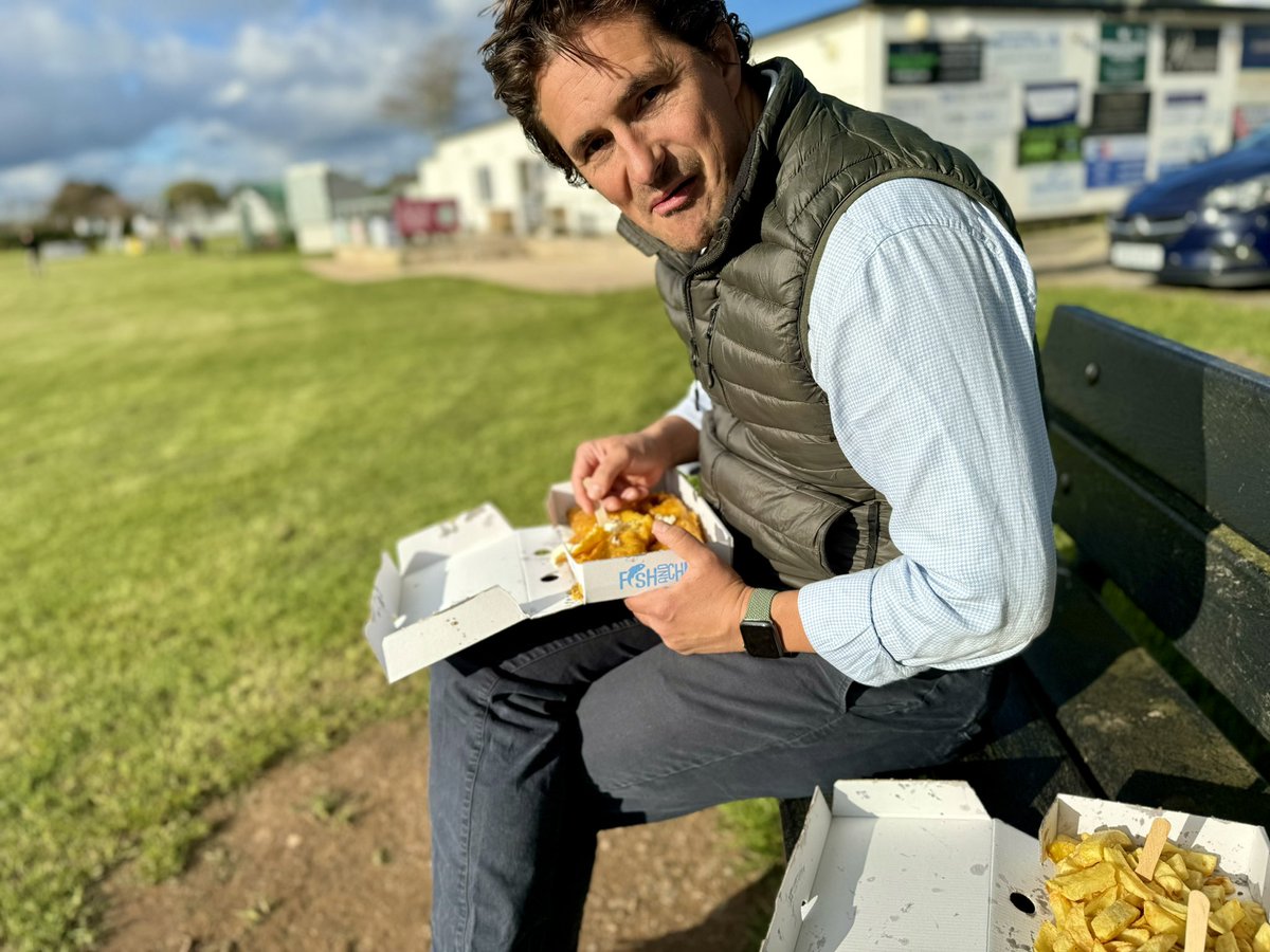 Fish and chips in Plymstock this evening and wrote the newsletter. Twice a week. Every week. Everything you need to know about Plymouth. Spelling mistakes and all… 🫣 Sign up here: eepurl.com/iOl17s