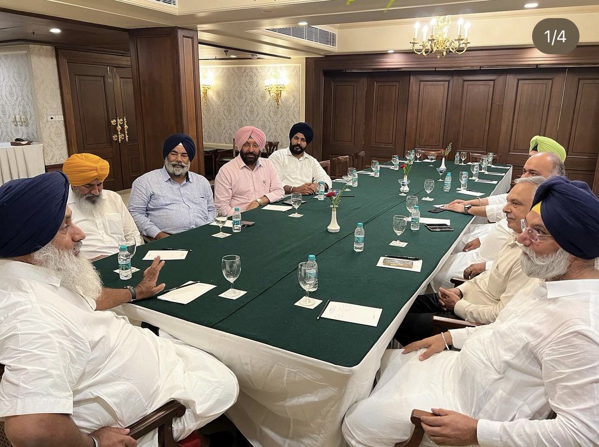 harjaapsinghsa1's tweet image. &quot;Engaging in fruitful talks with @officeofssbadal ji, on #LokSabhaElections2024 reveals a shifting tide of public sentiment. Amidst reflections on past choices, there&apos;s a resolute call for change. Let&apos;s harness this momentum for a brighter tomorrow #ConstructiveDialogue #akalidal