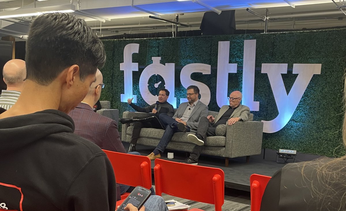 The values that guide us: we embrace transparency. What does that look like in practice? 💡 Every month, our exec leadership team hosts a company-wide all hands so that everyone can stay informed about the business. Explore our values: fastly.us/2Qbjtlq #LifeAtFastly