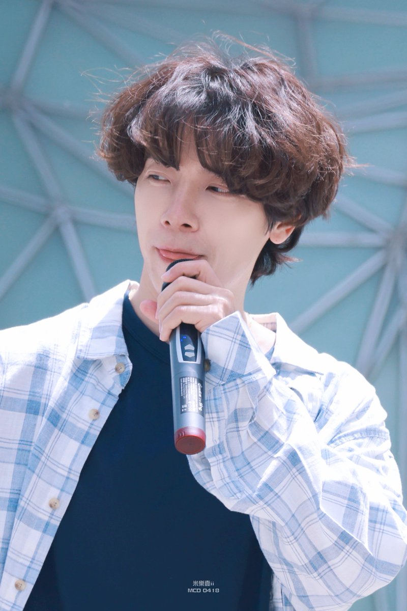 ʕ̢̣̣̣̣̩̩̩̩·͡˔·ོɁ̡̣̣̣̣̩̩̩̩✧
#SuperJuniorDnE 
#SUPERJUNIOR 
#슈퍼주니어
#Donghae 
#李东海 
#东海 
#이동해 
#ドンへ