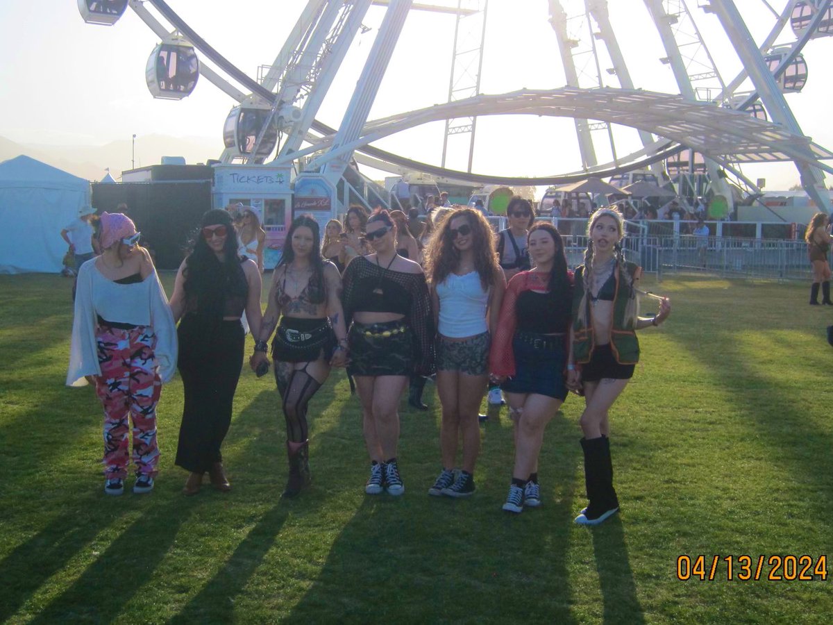 indigojxss's tweet photo. see u in the desert xx https://t.co/WZ9WDm3ejz