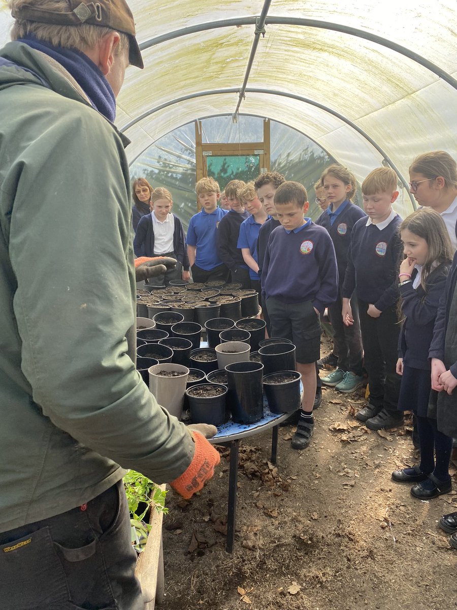 Garton on the Wolds CE Primary School tweet media