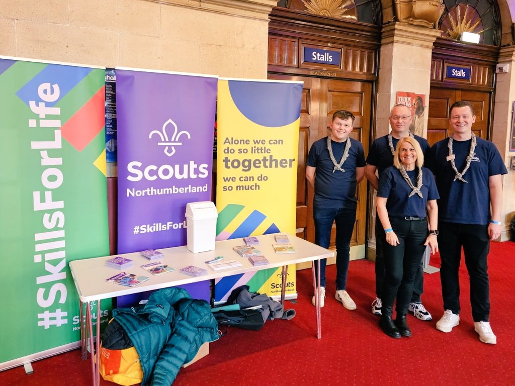 All set up @O2CityHall ready to spread the word about all the brilliant things you can do in @scouts before @BearGrylls takes to the stage for the Never Give Up tour! 🙌