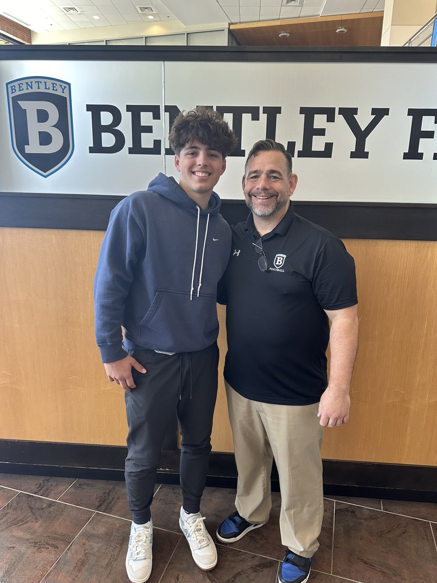 Had a great visit at <a href="/FootballBentley/">Bentley Football</a> today. Thank you to <a href="/Coach_Thakkar/">Saj Thakkar</a>, <a href="/CoachLanders1/">Mike Landers</a>, and <a href="/CJScarpaIII/">CJ Scarpa</a> - Great seeing and speaking to you all. 
#FLIGHT