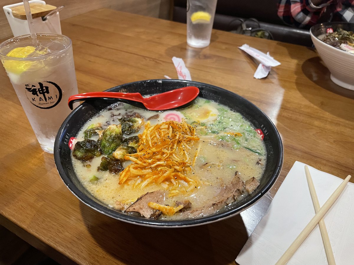 Kami Ramen Bar was fantastic! The spicy pork ramen with the brussel sprouts definitely hit the spot! 💜

#angeleyesvision #AEV #memphis #jackson #tupelo #eyeexam #glasses #eyecare #contacts #optometricphysician #eyedoctor #cataracts #healthcare #kingcarrotadventures