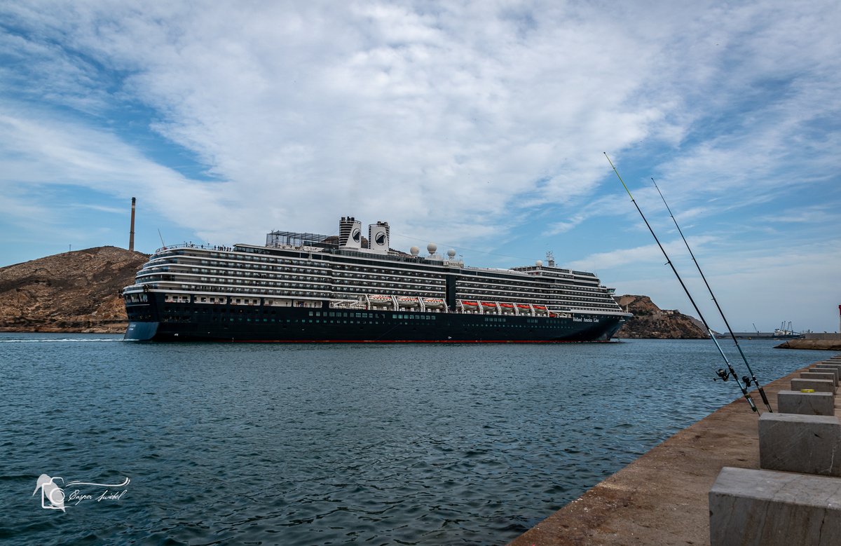 De Oosterdam Holland America line 
#cartagena #hollandamericaline