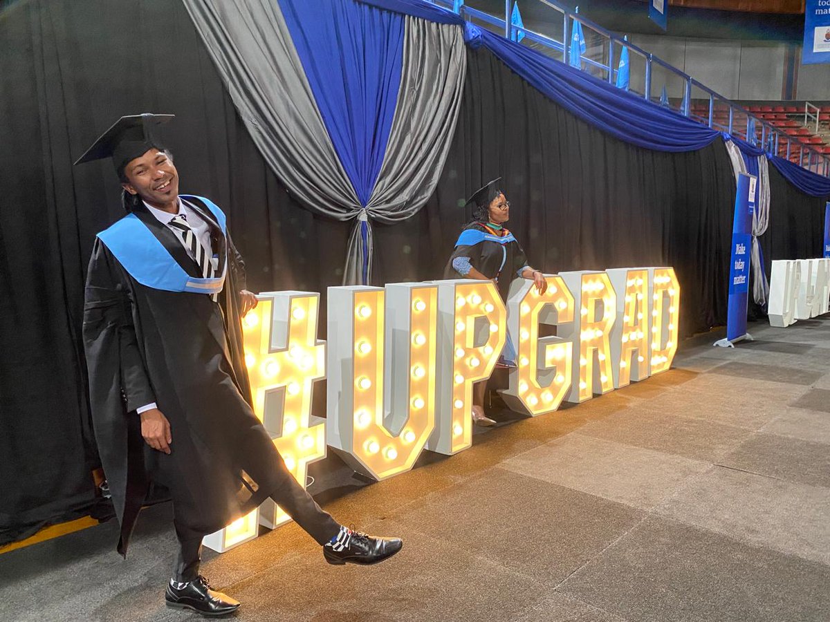 manneldoo's tweet photo. The #UPGrad are up!
ππ½ππ½ππ½
So proud of myself!
#ProudlyUP
#UniversityOfPretoria
#TuksofNiks https://t.co/I28abWKoXl