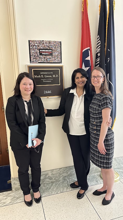 rhiruns's tweet photo. Thank you to the office of @RepMarkGreen for taking the time to meet with us to discuss providing $67 million for the @HRSAgov Organ Transplantation Program to implement the Securing the US OPTN Act! @ASNAdvocacy @ASNKidney @KidneyBea_n @VineetaKumar8 https://t.co/mhkcH06wJb