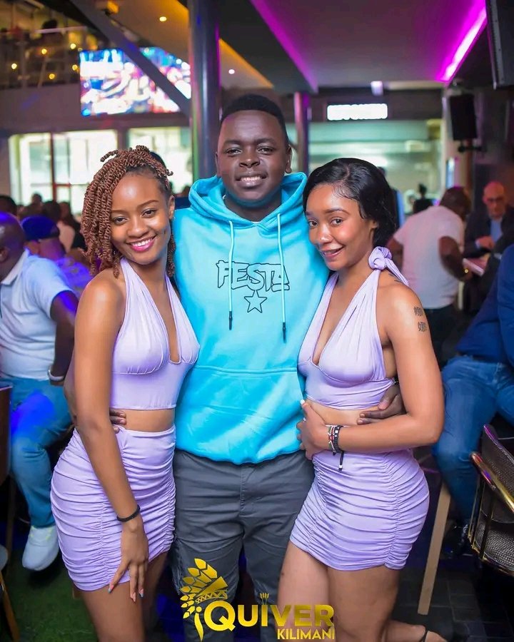 QuiverLounge's tweet photo. Friday 🔥🔥🔥🔥🔥 vibes https://t.co/ZVs8bpSH3s