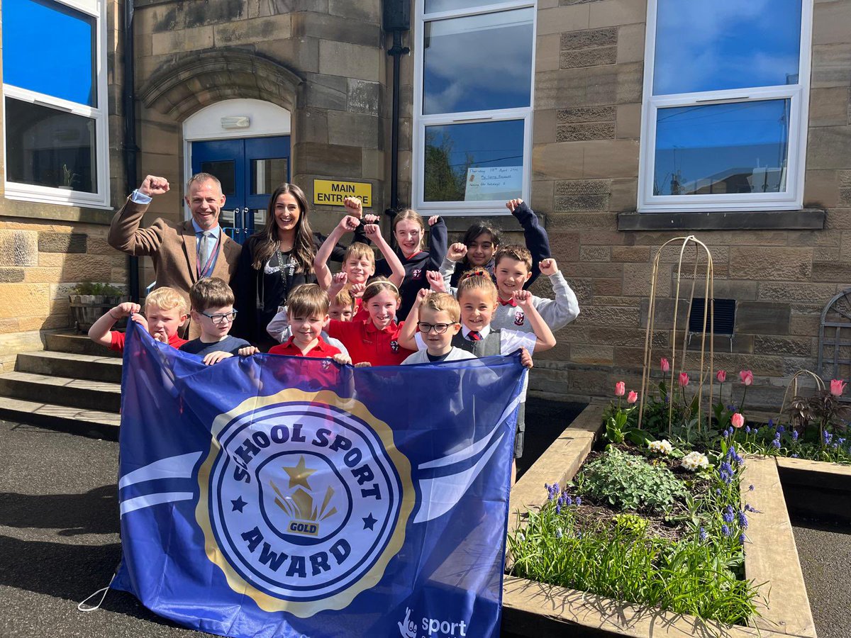 Giffnock PS tweet media