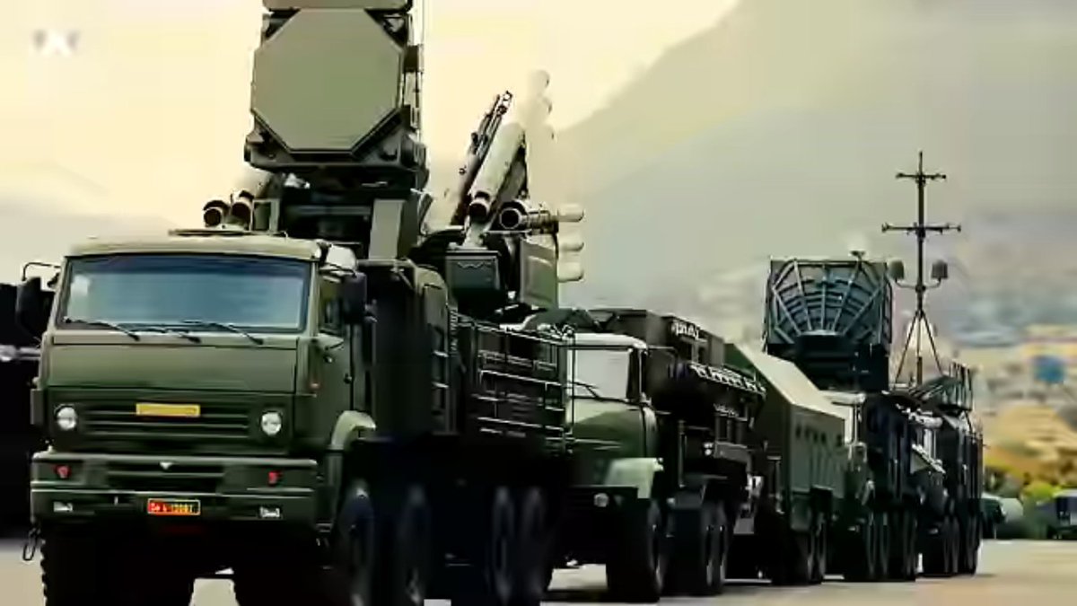Picture showing russian made Pantsir S-1 short range air defense system,a 1RL257 Krasukha-4 electronic warfare system and a ukrainian made KrAZ-6322 truck transporting a ST68U 'Tin Shield' radar of the Ethiopian 🇪🇹 military.