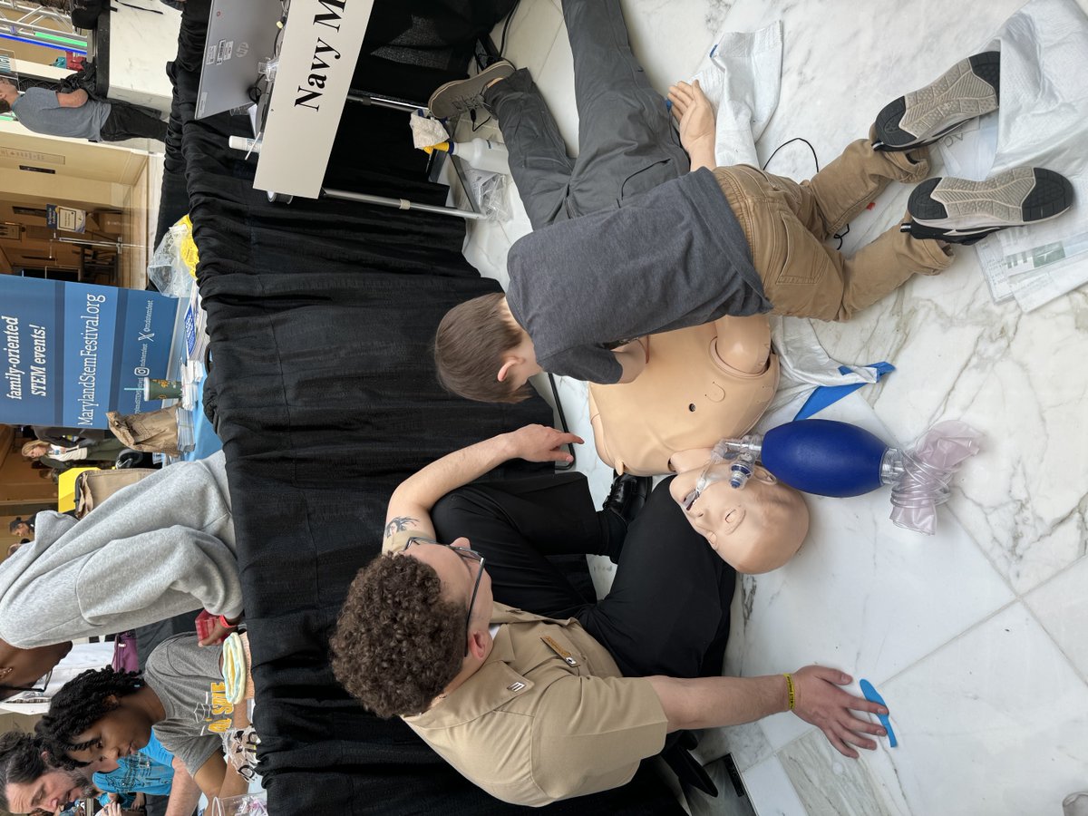 Future Corpsman at work? at the Sea, Air, Space's STEM Expo. “This event was geared toward 5th through 12th graders who are interested [in] and inspired by STEM. Navy Medicine was one of the 40 organizations that participated” said Dr. Jennifer C. Geracht of WRNMMC. LoE #4!