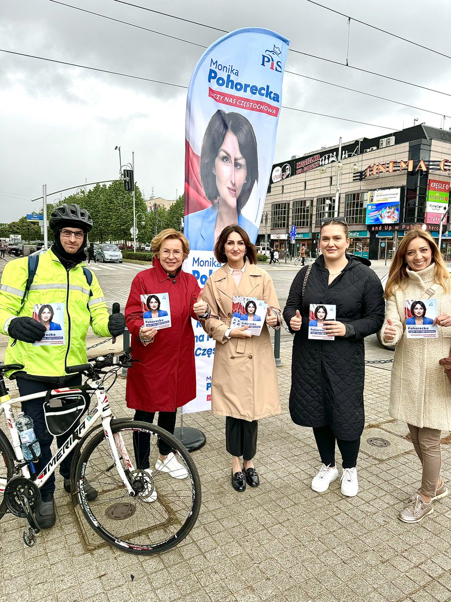 #MonikaPohorecka - ostatnia prosta kampanii - mocno wieje 💨 🌧 z nadzieją, że to wiatr dobrych zmian 🥰👩‍❤️‍💋‍👨✌️✌️✌️serdecznie pozdrawiamy 😊Łączy nas Częstochowa 👍