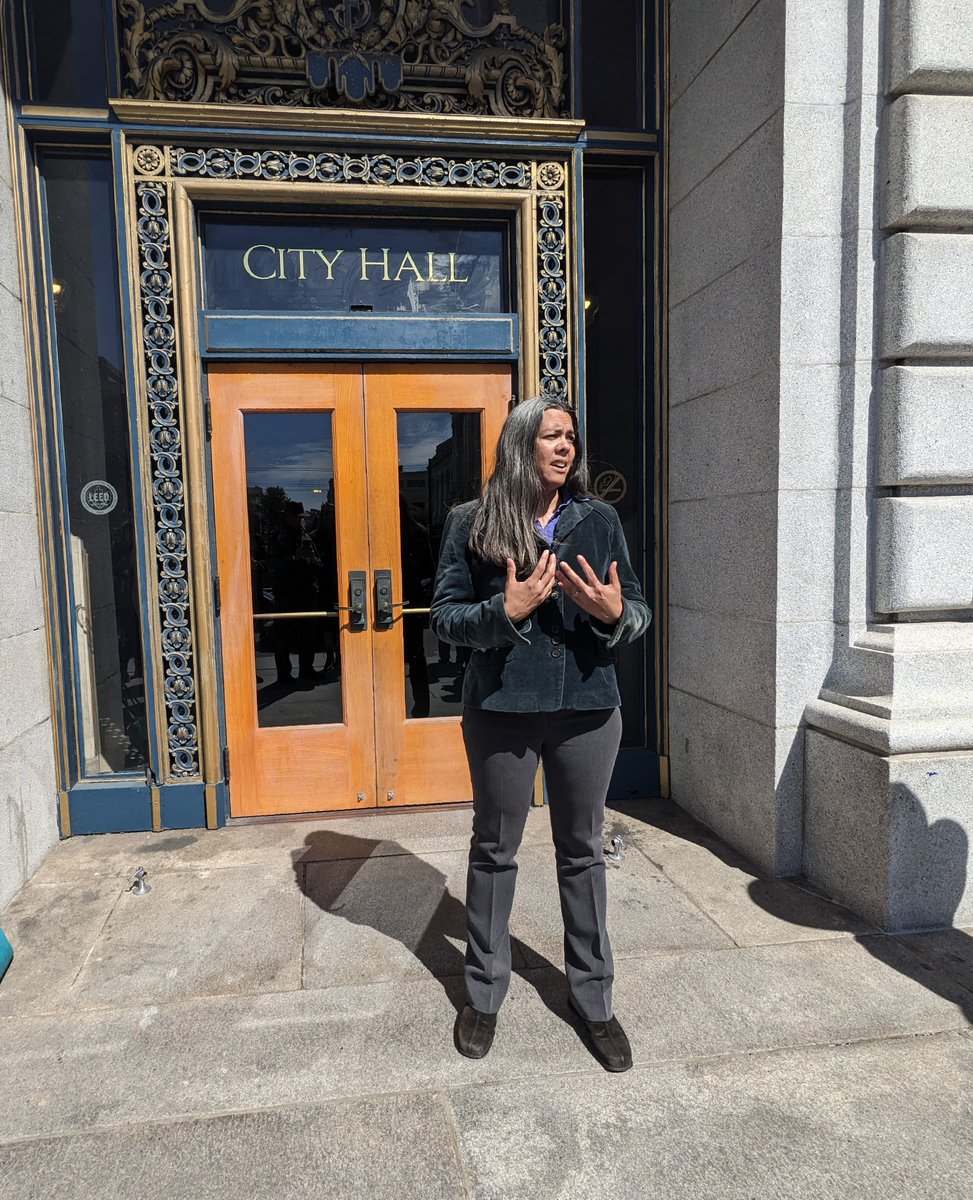 wadleysf's tweet photo. I am supporting Supryia Ray for Board of Education in this November's election. Supryia is a mom of kids currently in SFUSD and has tirelessly advocated for students and public schools in SF for years. Support our schools - vote for Supryia! https://t.co/GdBq02itPh