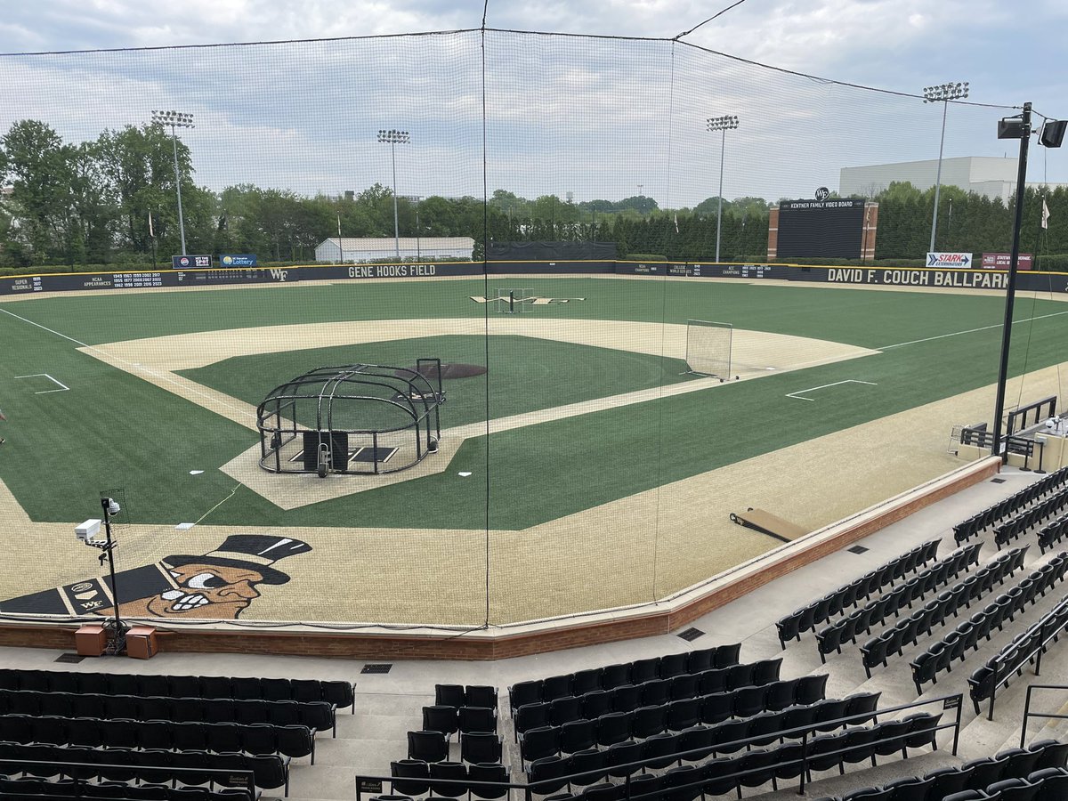 Today’s office for No. 12 Wake Forest vs. No. 8 FSU. Our guest lineup: 3:45 - @John_Currie 4:15 - @ConorONeill_DI 5:30 - #TomWalter Watch or listen 3-6 p.m. on @WSJSRadio. (We will talk about the new Taylor Swift album, too)